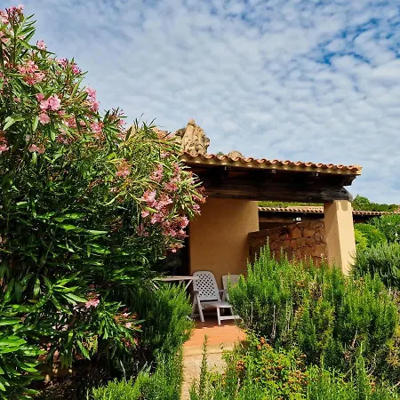 Holiday House Rosmarino Casa de Férias *