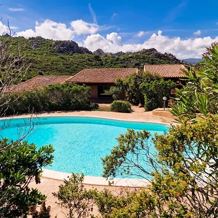 Holiday House Rosmarino Costa Paradiso